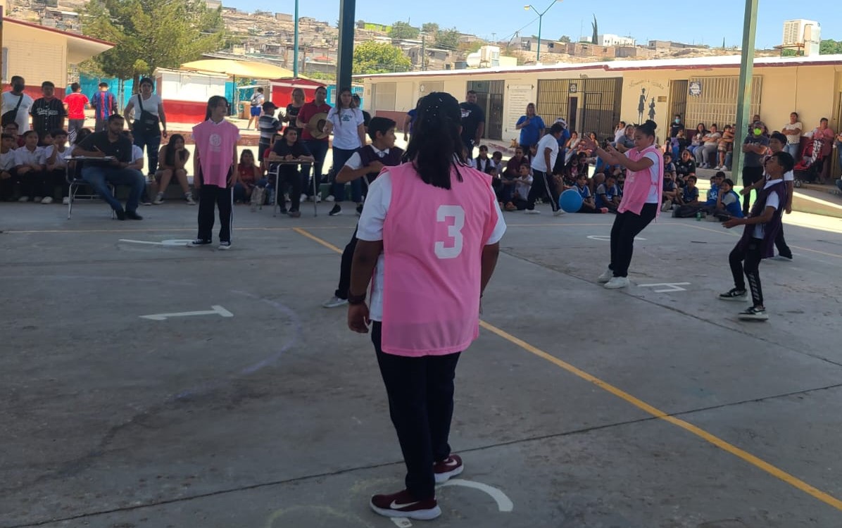 GANA PRIMARIA LÁZARO CÁRDENAS TORNEO DE CACHIBOL MATEMÁTICO EN CIUDAD JUÁREZ