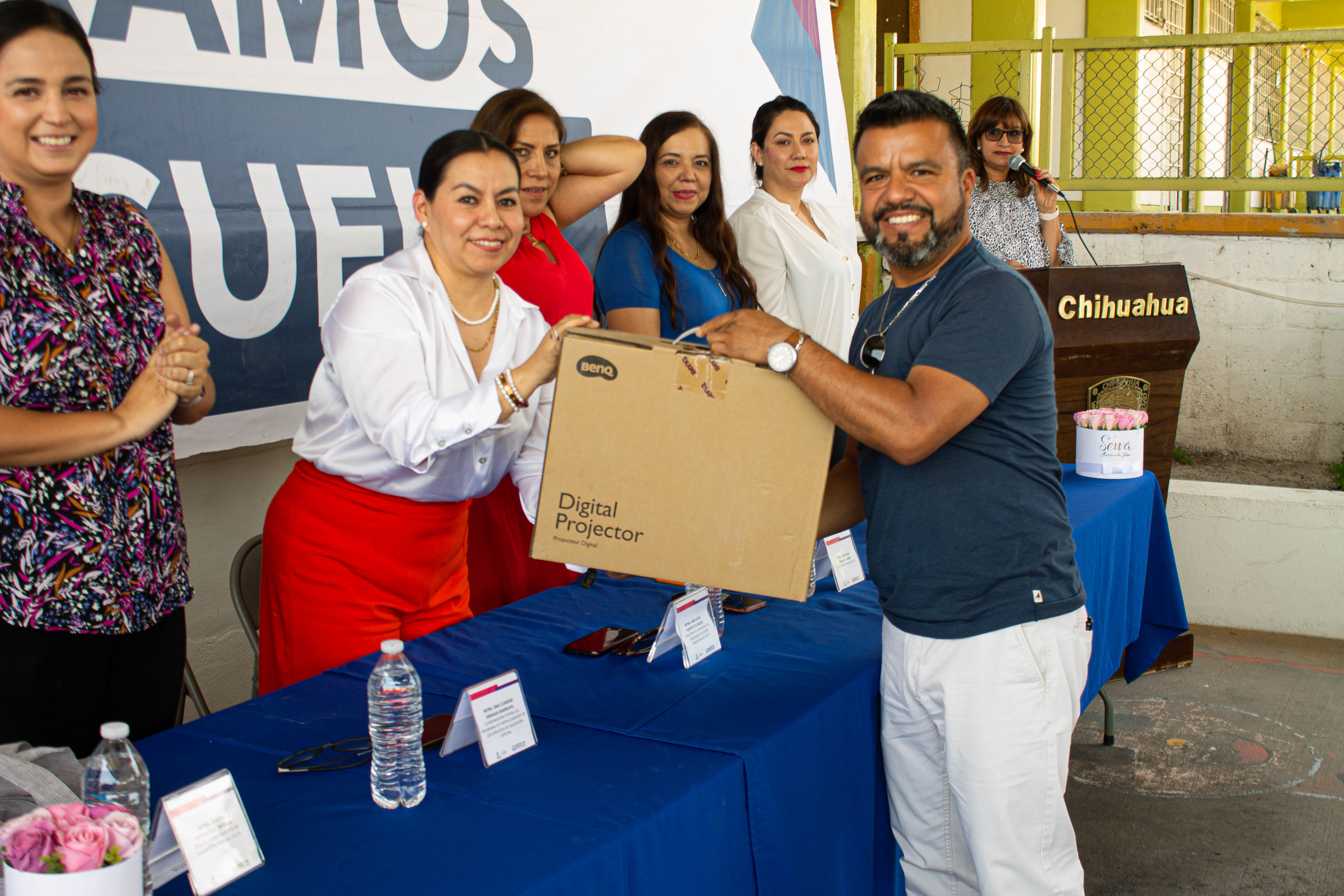 ENTREGA SEYD MATERIALES DIDÁCTICOS Y EQUIPO ELECTRÓNICO A PLANTELES DE EDUCACIÓN ESPECIAL