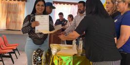El Centro de Educación Extraescolar (CEDEX) No.3 “José María Morelos y Pavón”, entregó certificados de Educación Básica a 64 habitantes de la colonia Rancho Anapra, en Ciudad Juárez.