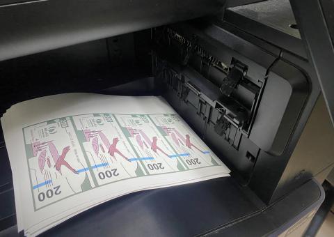 Servicios Educativos del Estado de Chihuahua (Seech), a través del Departamento de Materiales Educativos y Apoyos Didácticos (MEyAD), entregó cerca de mil 200 paquetes de materiales con la finalidad de apoyar a docentes y al estudiantado de Educación Básica.