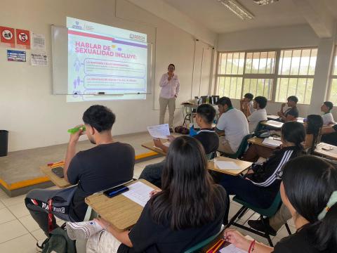 Personal de SEECH impartió capacitación a estudiantes del plantel San Guillermo del Colegio de Estudios Científicos y Tecnológicos del Estado de Chihuahua CECyTECH.
