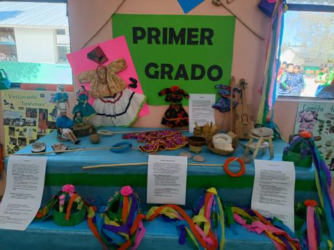 Servicios Educativos del Estado de Chihuahua (SEECH) celebró 93 años del Centro de Integración Social (CIS) No.24 Cuitláhuac, ubicado en la comunidad de Tónachi del municipio de Guachochi, con una jornada dedicada a la preservación de las tradiciones indígenas y el reconocimiento a la trayectoria educativa de la institución.