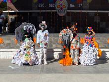 Con la participación de 250 estudiantes de la Escuela Secundaria Técnica No. 37 de Ciudad Juárez, se llevó a cabo el Festival de Baile de Xantolo, una mezcla entre las creencias prehispánicas sobre la muerte y las tradiciones católicas de todos los santos y fieles difuntos.